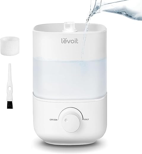 LEVOIT Top Fill Humidifier vs AquaOasis® Cool Mist Humidifier LEVOIT Top Fill Humidifier vs AquaOasis® Cool Mist Humidifier